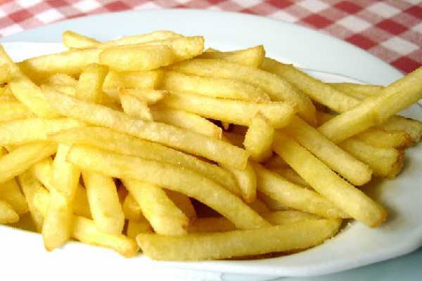Quanto olio contengono le patatine prefritte?